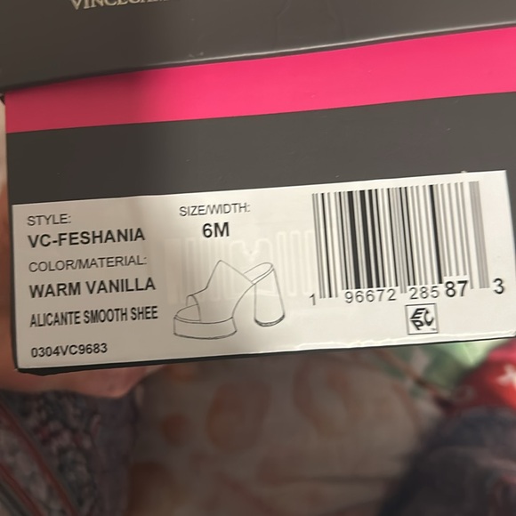 Cream and brown Vince Camuto summer heels - Picture 4 of 4